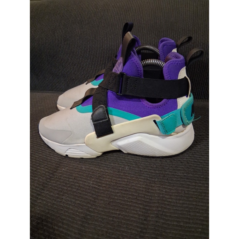 Nike Air‎ Huarache City Womens Size 8 White Purple Blue Athletic Shoes Sneakers